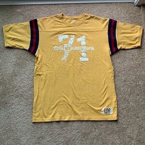 Disney world short sleeve shirt